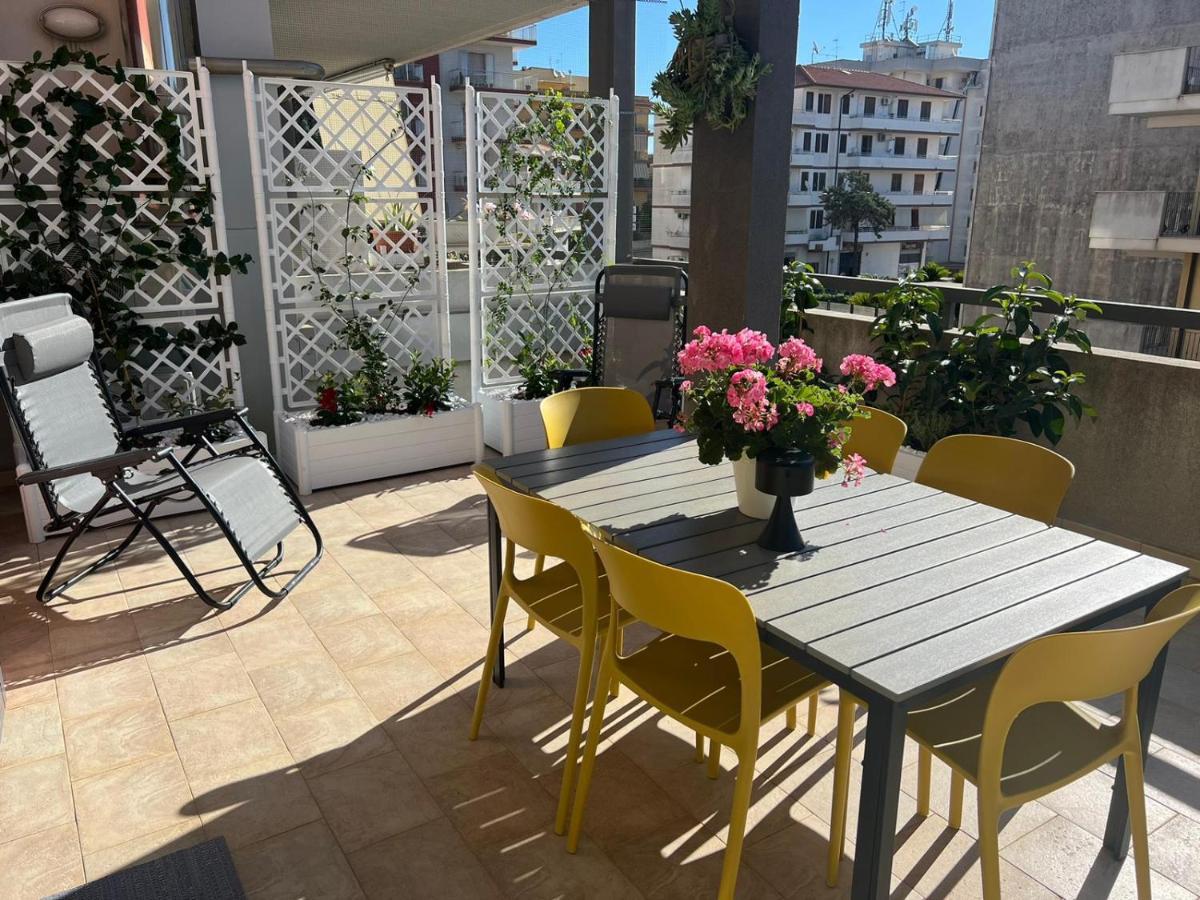 La Malfa 48 Apartment Ragusa Luaran gambar